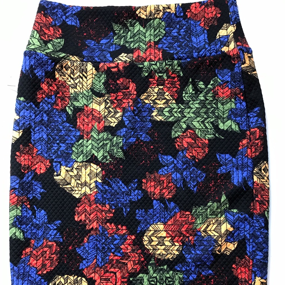 Small Lularoe Cassie Pencil Skirt